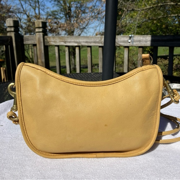 Coach Vintage Small Swinger Bag Honey 4080 - Picture 2 of 10